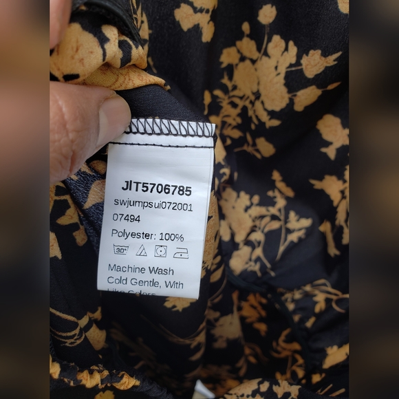 Shein Black Floral Romper Available in Small, Medium, Large New - Picture 4 of 5